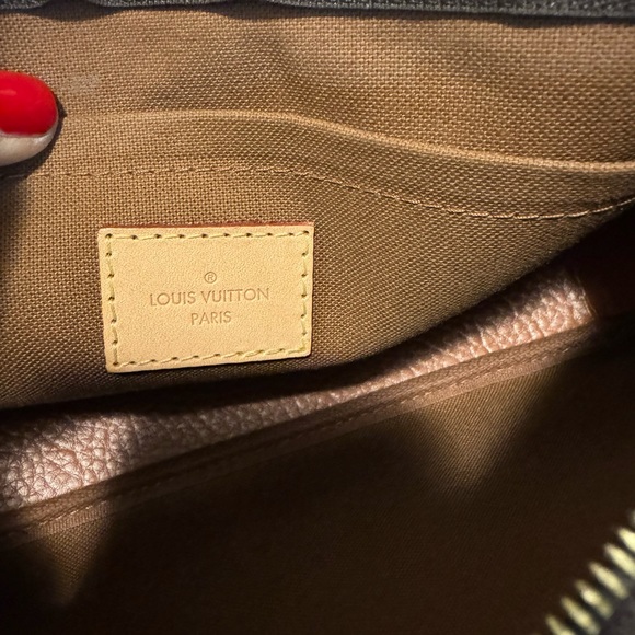 LV Multi Pochette 🔥SOLD🔥 - Picture 5 of 11